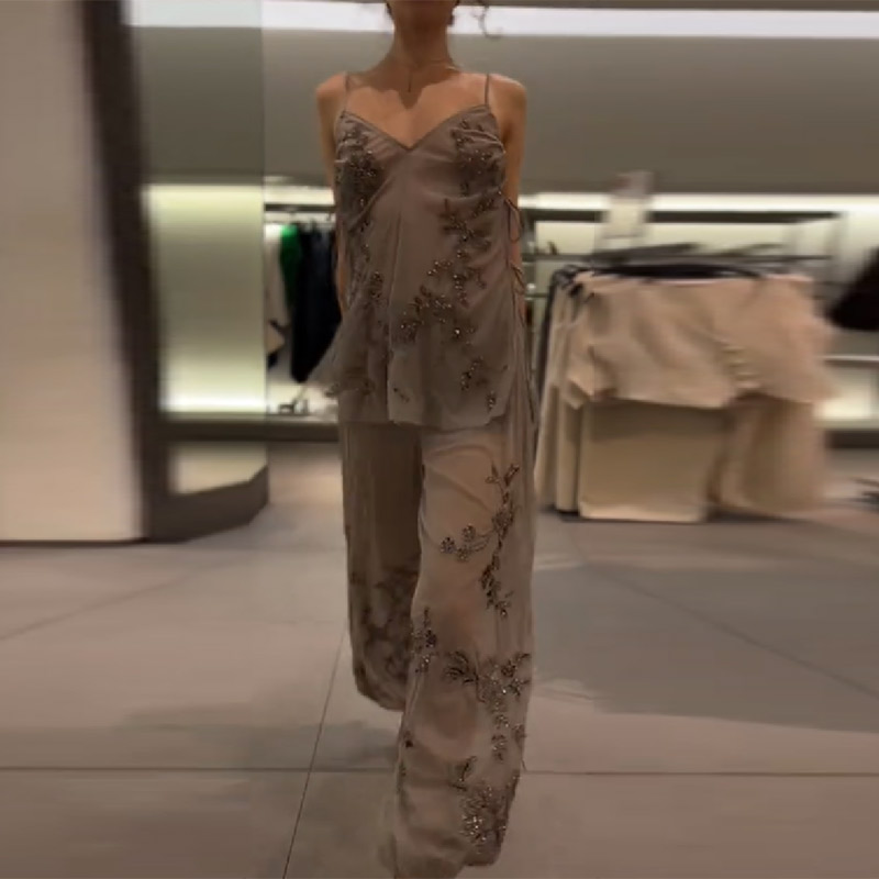 2026 New Women Grey Two-piece  - Street Fashion Vest 리뷰 및 가격